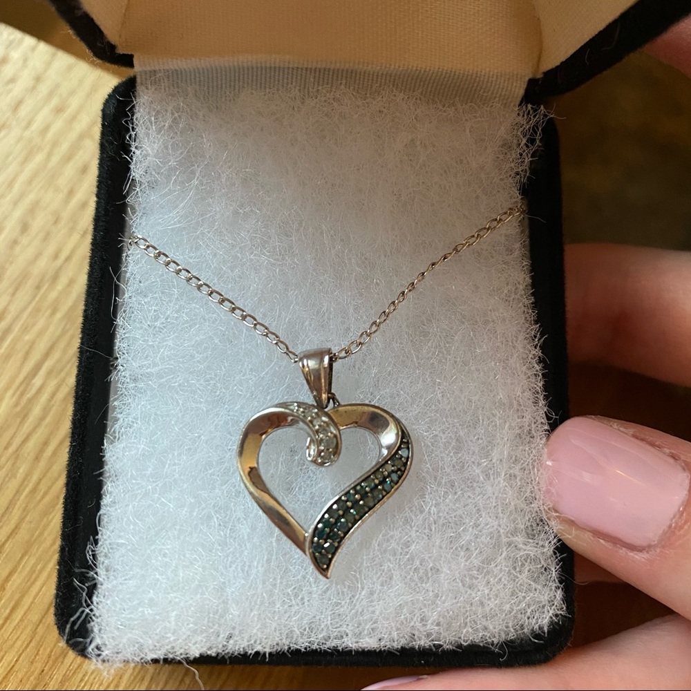 Zales Diamond Heart Pendent